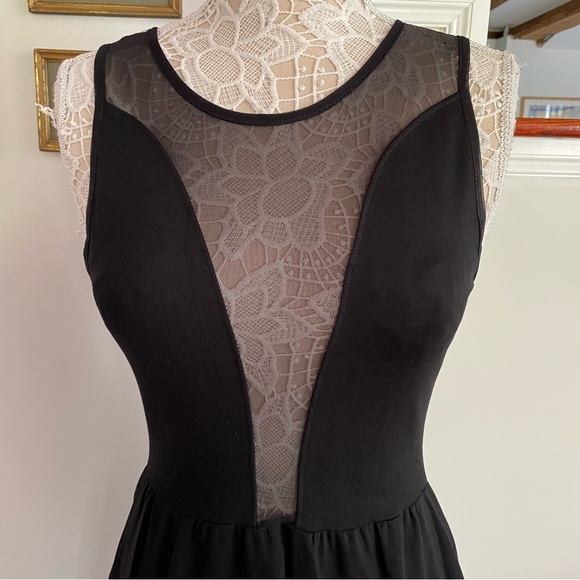 FOR LOVE & LEMONS Black Deep Vneck Black Mesh Skater Dress XS - Picture 3 of 8